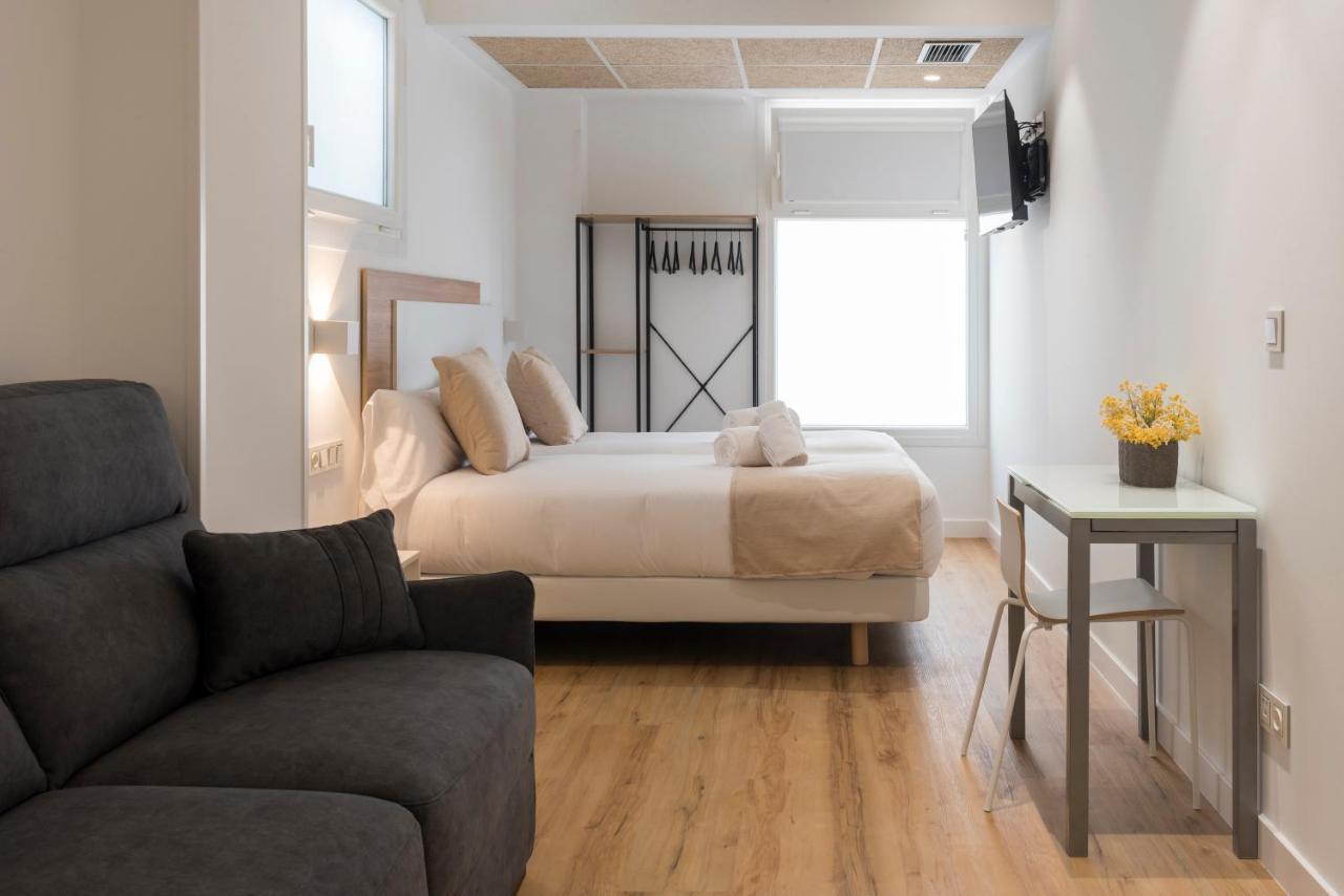 Elegant Rooms Lasarte Экстерьер фото